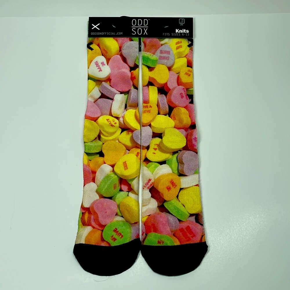 Brand New with Tag 
Odd Sox 
Size:6-12